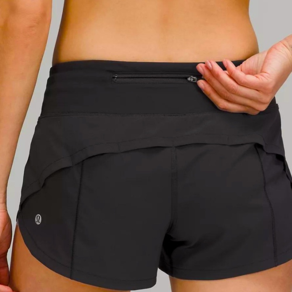 Lululemon Speed Up Shorts; Size: 2, Black, 2.5”